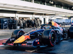 Hajjar termina em primeiro e o Aston Martin só chega quinta-feira