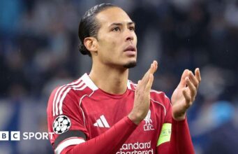 O técnico do Liverpool, Arne Slott, questiona o ‘desrespeito’ de Xabi Alonso – Van Dijk