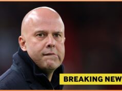 O Liverpool está interrompendo o plano de retirar o zagueiro Tsimikas do período de empréstimo