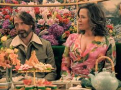 O diretor diz que Sigourney Weaver tem uma queda ‘fofa’ pela co-estrela Mads Mikkelsen