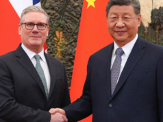 O primeiro-ministro britânico, Keir Starmer, pede relações mais fortes entre o Reino Unido e a China