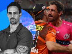 MITCHELL JOHNSON: O manequim do Sydney Sixers ficou calado sobre a viagem a Perth duas vezes durante a final do BBL.
