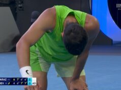 Alcaraz ‘ferido’ pelo tiro clínico de Zverev