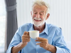 O chá pode melhorar sua saúde e prolongar sua vida, mas a maneira como você o bebe é importante