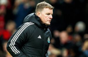 O jogador titular do Newcastle em 3/10 de Howe é um ataque que pode ser demitido