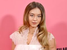 Sydney Sweeney divulgou fotos adicionais de roupas íntimas durante o lançamento do Syrn