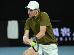 Dream Sinner de Yannick nas semifinais contra Novak Djokovic; A Itália lidera por 1 a 0 no set.