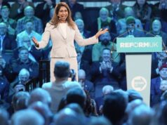 O Partido Conservador Britânico perde outro importante deputado para a Reforma de direita