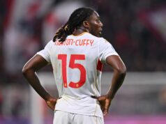 Inter mira Norton-Cuffy, lateral do Gênova