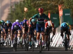 AlUla Tour: Jonathan Milan dobra com vitória poderosa na Etapa 2 após um dia de fendas e tempestades de areia