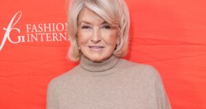 5 moletons estilo Martha Stewart com gola redonda na Amazon