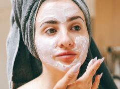 Máscara noturna de colágeno de Terez e Honor firma a pele