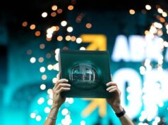 A mensagem atrevida de Katie Boulter para a noiva Alex de Minaur enquanto o australiano FINALMENTE encerra sua seca de títulos em Rotterdam