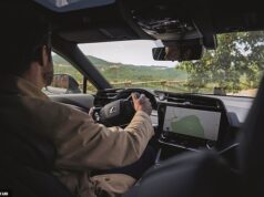 A China proibirá o uso de volantes em forma de manche em carros após proibir maçanetas ocultas por razões de segurança