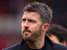 Michael Carrick diz a Roy Keane e seus companheiros de equipe que não se importa com o que eles dizem enquanto faz uma grande aposta para se tornar o técnico do Man United em TEMPO INTEGRAL no ‘papel final’