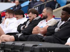 Nosso time de rugby que falha consistentemente é a maior vergonha do esporte britânico. Eles foram humilhados novamente enquanto a seca de títulos se arrastava. É nada menos que um escândalo, escreve IAN HERBERT