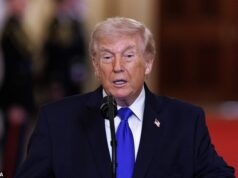 Estrelas do hóquei feminino dos EUA recusam convite para ir à Casa Branca em meio à polêmica sobre os apelos de Trump aos homens