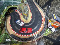 Hornby vende Scalextric para veteranos de bebidas por £ 20 milhões depois de quase seis décadas