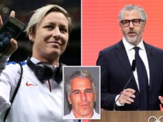 A lenda do futebol americano Abby Wambach demitiu a empresa, pedindo a renúncia do CEO por e-mail com Ghislaine Maxwell