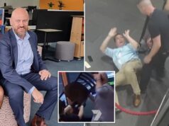 O suspeito australiano de arremessar banquetas, Tony Rogers, perde o emprego depois que um vídeo de um clube de strip se torna viral