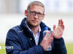 Irlanda do Norte: Nadine Caldwell apóia ‘lufada de ar fresco’ Chris Lindsay para emprego permanente na NI