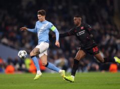 O zagueiro central do Man City teria feito contato com o Bayern de Munique