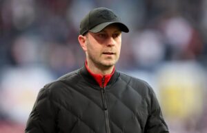 Os dirigentes do RB Leipzig pediram pênalti, dizendo que os árbitros continuavam ligando para pedir desculpas.