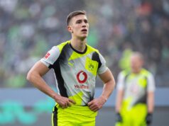 Os dois zagueiros foram expulsos contra Borussia Dortmund e Atalanta