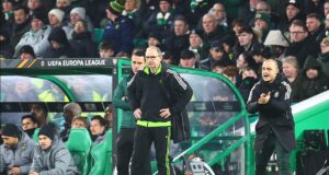 Martin O’Neill reage após perder para o Stuttgart em seu milésimo jogo