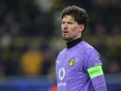 Kobel reflete sobre o polêmico pênalti e a reação do Dortmund após o empate impressionante com o Leipzig