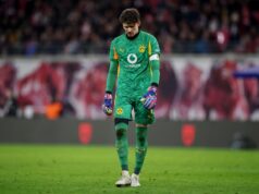 “Sinto muito” – Kobel culpa o pênalti crucial que deixou o Dortmund na Liga dos Campeões