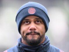 Kompany aguarda exame médico do Bayern antes de ser convocado para a escalação final do Dortmund