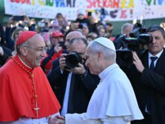 Em Ostia, o Papa Leão visitou a paróquia de Santa Maria Rainha da Paz: “Jovens, vós sois esperança”.