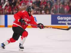 Uma acusação de crime contra o principal candidato da NHL, Gavin McKenna, foi retirada