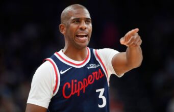 Chris Paul anunciou sua aposentadoria da NBA após 21 temporadas.