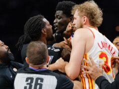 Naz Reed e Mohime Guoy foram lançados após uma repetição tardia no jogo