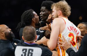 Naz Reed e Mohime Guoy foram lançados após uma repetição tardia no jogo