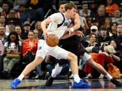 Uma torção no pé deixou Cooper Flagg afastado dos gramados no intervalo do All-Star