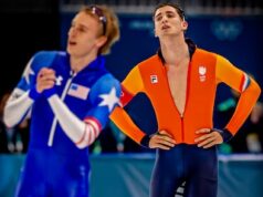 Jenning de Boo também competiu nos 500m com Jordan Stolz, com todos os holandeses largando na pista externa.