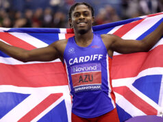 Jeremiah Azu defendeu com sucesso seu título dos 60m do Reino Unido