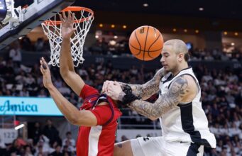 Duncan Powell, do Providence, perdeu o jogo contra o St.
