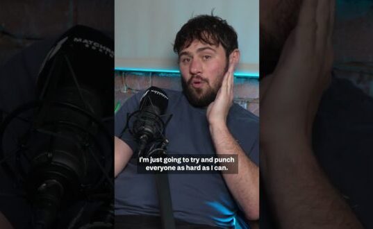 “Não há ciência por trás disso!” – Dave Allen explica novo estilo de luta 👨🔬 – Boxing News