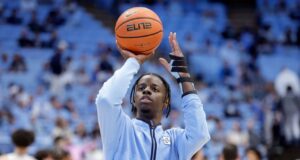 A estrela da UNC, Caleb Wilson, ainda não foi inocentada enquanto o replay de Duke se aproxima