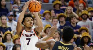 Keyshawn Hall de Auburn está praticando, mas ainda no limbo