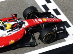 F1 inicia procedimento ‘livre de riscos’ com carros de 2026, insiste Hamilton