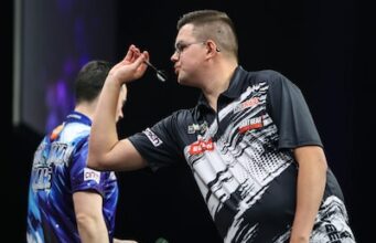 Gian van Veen persegue a vitória na noite de estreia, Luke Littler vence forte