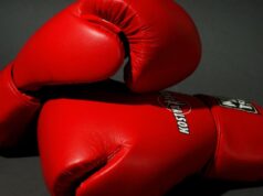 É admitido que ele planejou subornar um jurado no julgamento de drogas de um boxeador