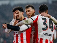 PSV luta pela vitória sobre o Heerenveen Ricardo marcou o retorno de Pepi