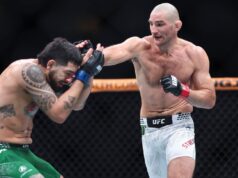 Strickland dominou Hernandez em uma vitória por nocaute técnico no UFC Fight Night