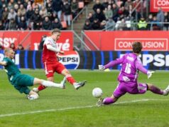 FC Utrecht não consegue dobrar a vantagem: O que pode o PEC Zwolle fazer depois do intervalo?